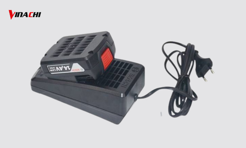 Kiểm tra tình trạng pin trước khi sạc