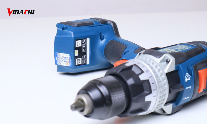 Máy khoan động lực dùng pin Bosch Professional GSB 18V-150 C/SC