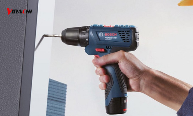 Sử dụng máy khoan cho đến khi nguồn pin cạn kiệt