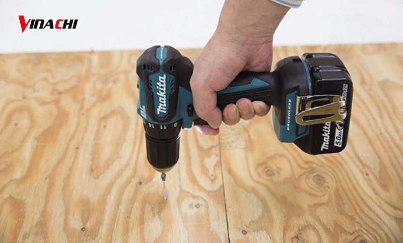 Tiêu chí lựa chọn máy khoan pin Trung Quốc