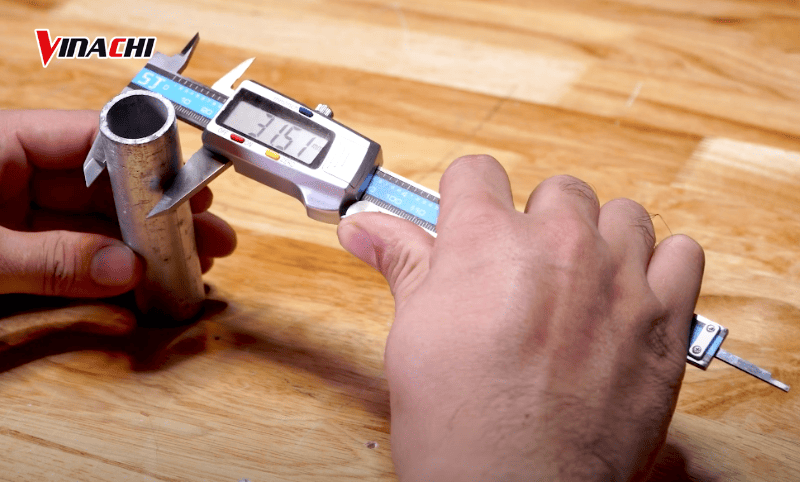 Cách sử dụng để tăng tuổi thọ và tiết kiệm pin cho thước kẹp điện tử