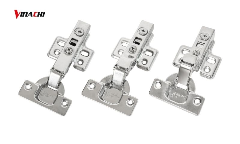 Ở Vinachi, mẫu bản lề giảm chấn Duraval như D6126 làm từ inox 304 chống gỉ, có sẵn giảm chấn hai chiều.