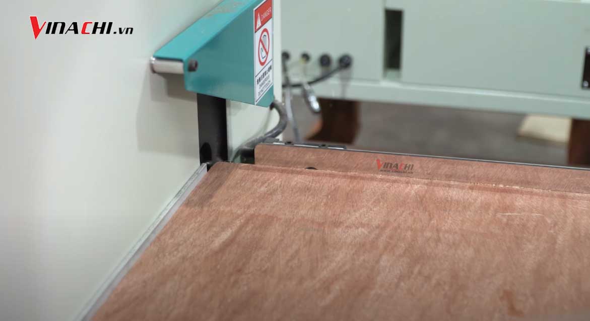 May got canh go cong nghiep