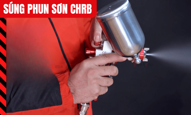 Đầu súng phun sơn có 5 lỗ phân phối đều lượng sơn phun ra, tạo lớp sơn tơi mịn và đồng đều trên bề mặt