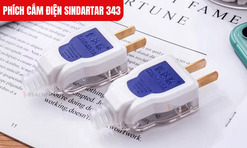 Phích cắm điện Sindatar 343 thiết kế với chân cắm dẹt, phù hợp với nhiều loại ổ điện thông dụng