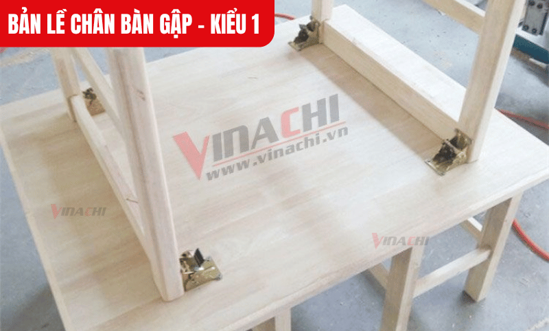 Thiết kế tối giản, dễ dàng lắp ráp mà không cần nhiều dụng cụ phức tạp, phù hợp với nhiều loại bàn gập