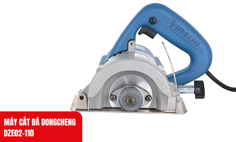 Lưỡi cắt 110mm, khả năng cắt sâu tối đa 30mm, phù hợp cho nhiều loại vật liệu.