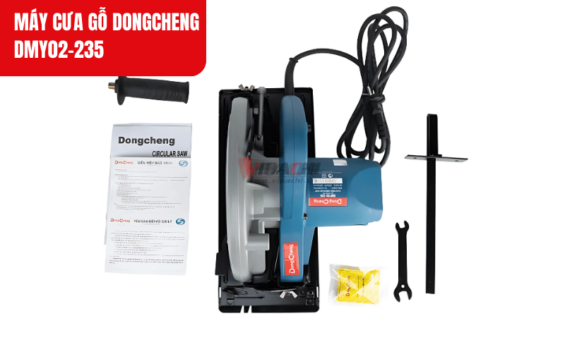 Máy đi kèm phụ kiện đầy đủ