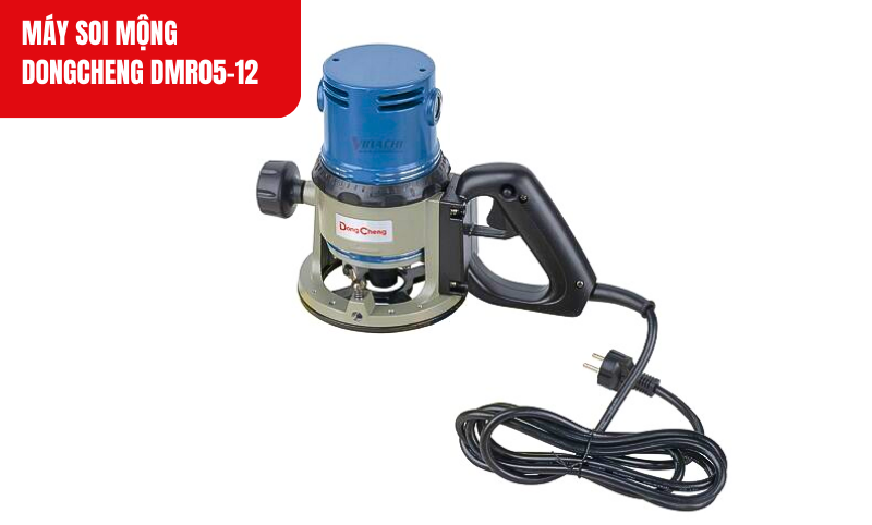 Trọng lượng 4.6kg của Dongcheng DMR05-12 mang lại sự thoải mái khi thao tác lâu dài