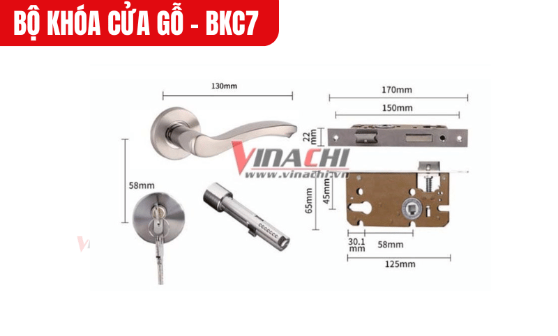 Tay nắm cửa được thiết kế dạng sóng mềm mại, mang lại cảm giác cầm nắm thoải mái