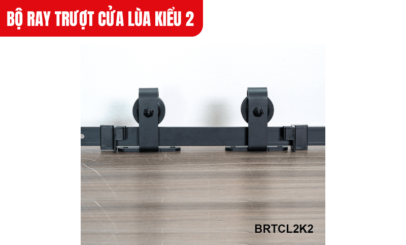 Bộ ray trượt cửa lùa kiểu 2 được thiết kế với hệ thống bánh xe và thanh trượt giảm thiểu ma sát