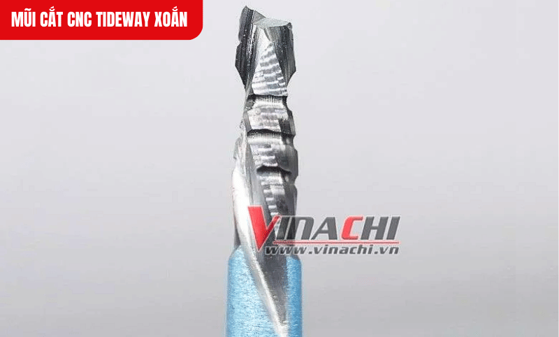 Thiết kế xoắn đặc biệt giúp giảm ma sát và nâng cao độ chính xác trong quá trình cắt, tăng tuổi thọ cho mũi cắt