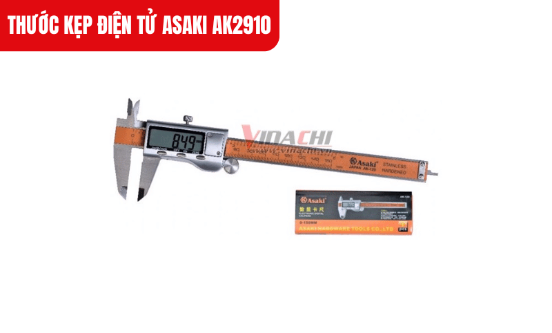 Màn hình điện tử lớn tích hợp hiển thị số liệu rõ ràng, sắc nét