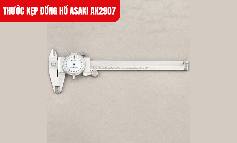 Thước kẹp Asaki AK2907 phạm vi đo từ 0-150mm, cơ cấu đồng hồ kim cơ học và hệ thống vạch chia rõ ràng