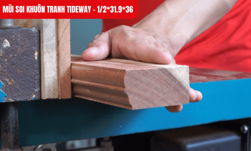 Thiết kế lưỡi cong chuẩn giúp đường bo khuôn mượt, đều nét, phù hợp cho các mẫu tranh gỗ trang trí