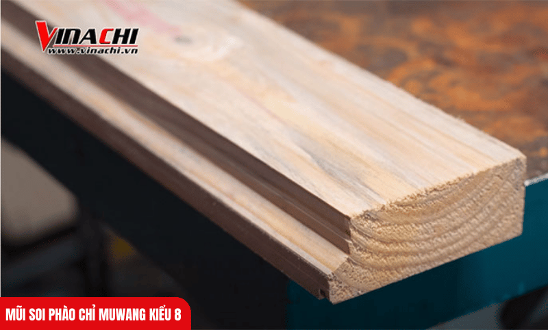 Đường kính mũi 32.7mm giúp tạo rãnh rộng, thích hợp cho các dòng cửa gỗ truyền thống và hiện đại