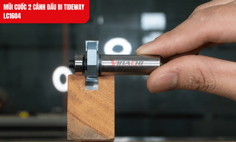 Đầu bi dẫn hướng giúp điều khiển đường cắt ổn định, hạn chế lệch tay khi thao tác