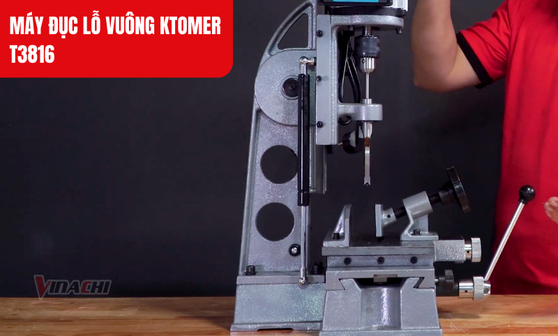 Cận cảnh các chi tiết của máy