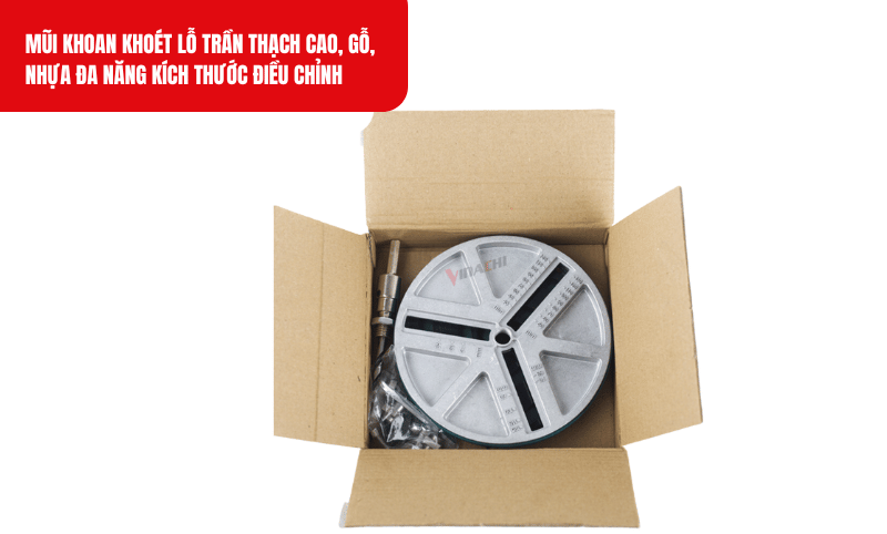 Gắn cốt trục của mũi khoan vào máy khoan điện hoặc khoan pin, đảm bảo lắp chặt và an toàn