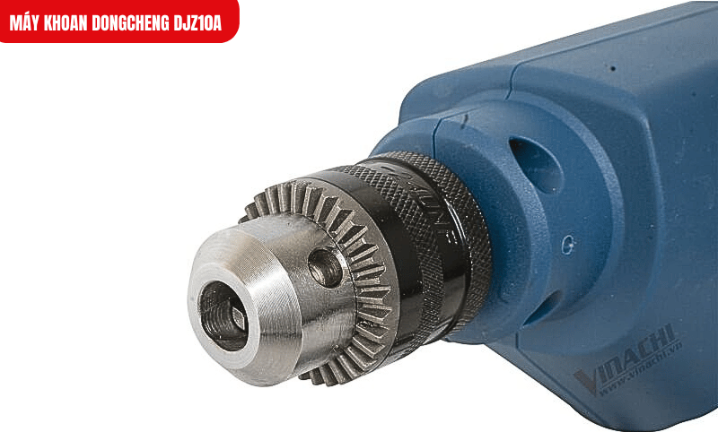 Đầu kẹp chắc chắn, dễ dàng thay đổi mũi khoan hoặc mũi bắt vít chỉ trong vài giây