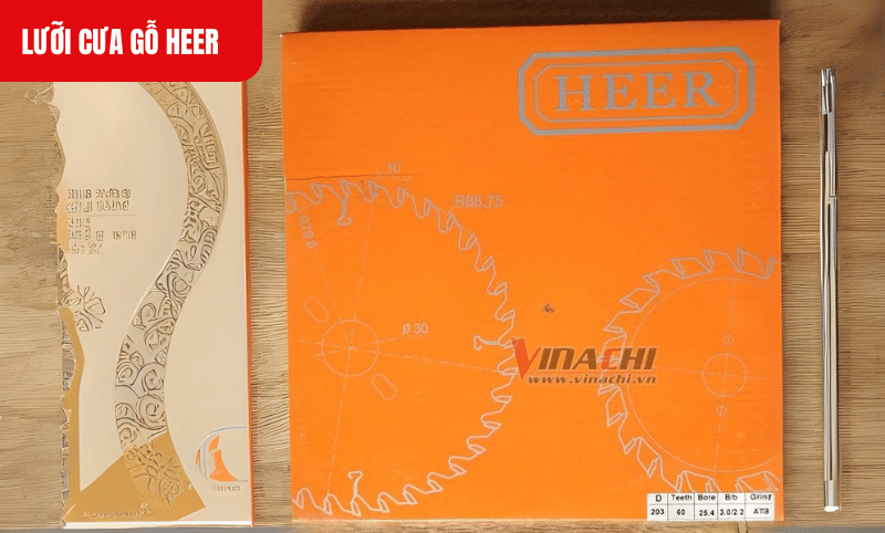 Lưu trữ lưỡi cưa trong hộp hoặc túi chuyên dụng để tránh va đập và tiếp xúc với độ ẩm