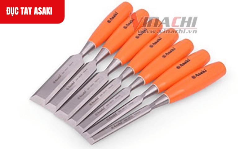 Lưỡi đục được làm từ thép vanadi mạ crôm CR-V, đảm bảo độ bền, độ cứng và khả năng chống mài mòn