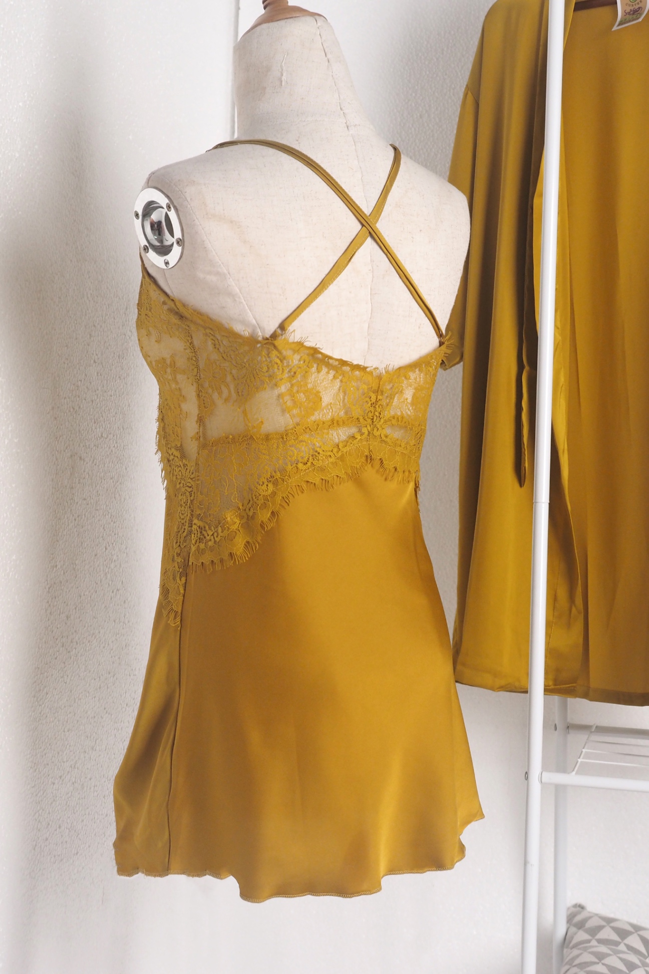 Váy xòe hoa gấm lụa mặc 2 kiểu đầm trễ vai nữ đi chơi cao cấp DN617 - Váy  Fashion