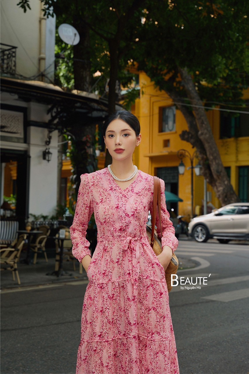 Paris dress hoa hồng dài tay