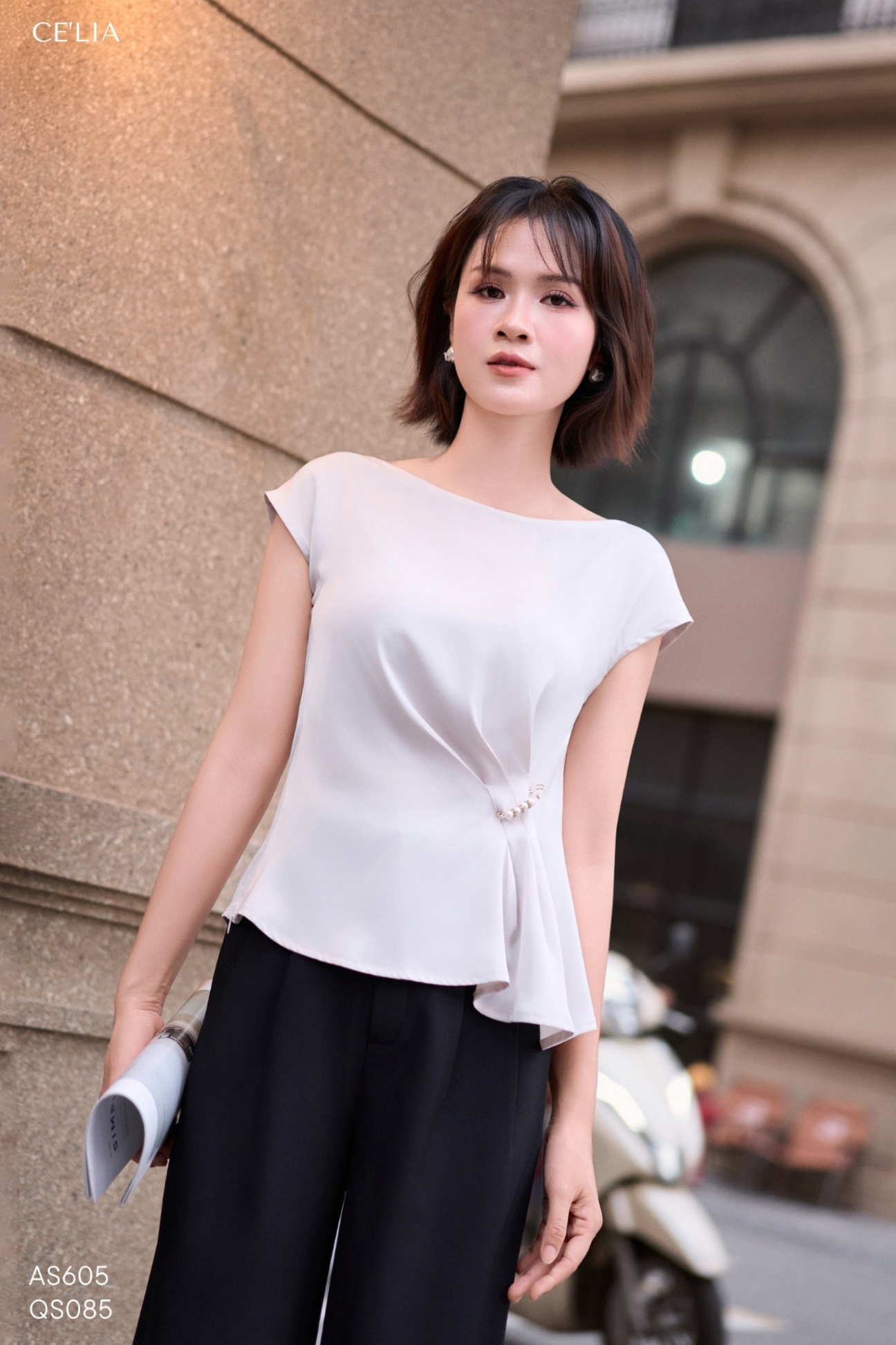 SM lụa Nhật cổ tròn nhún eo kèm PK