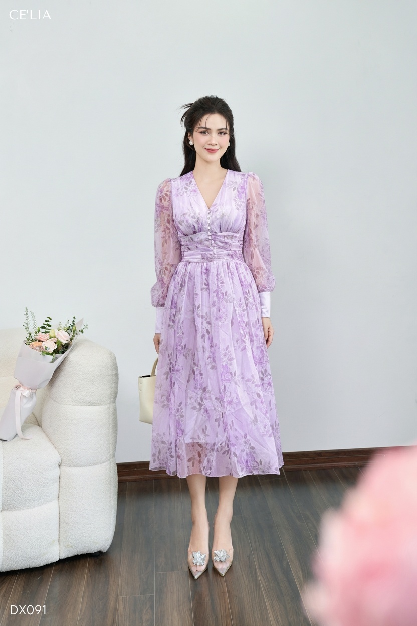 Đầm tơ cổ tim xếp ly eo, đính ngọc