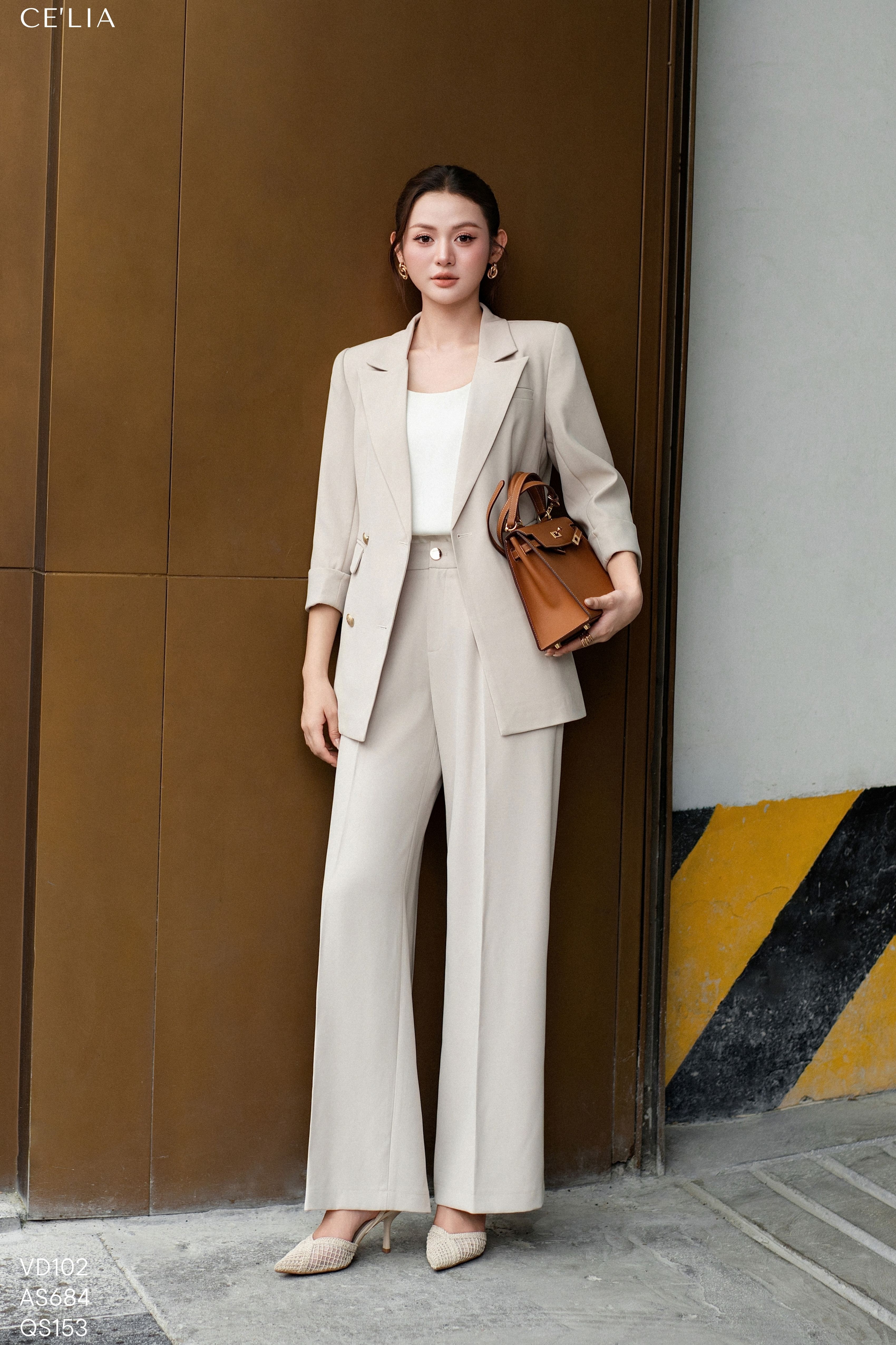 Blaze tay lỡ 4 cúc mạ