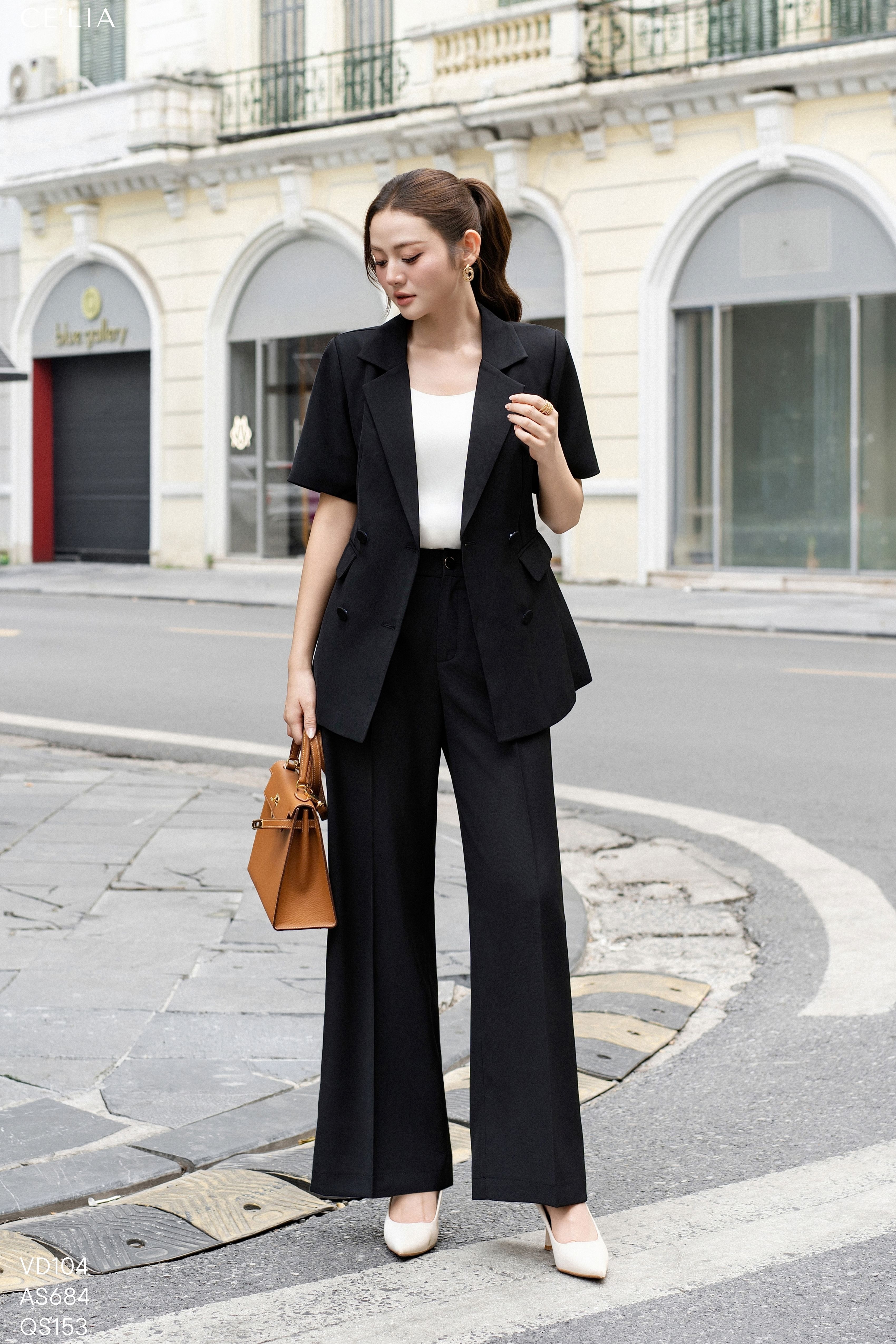 Blazer tay cộc 4 cúc bọc