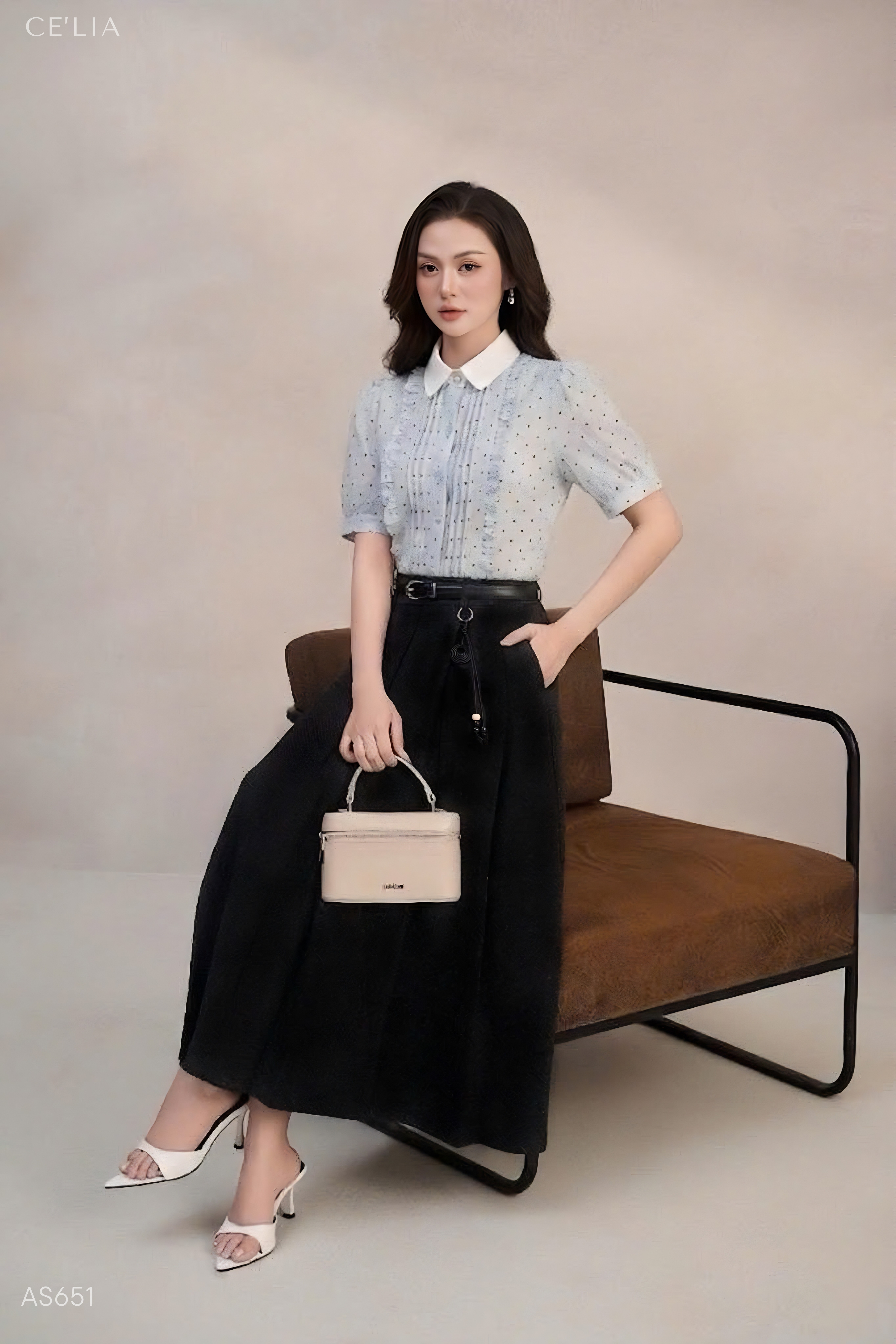 SM thô chấm bi viền