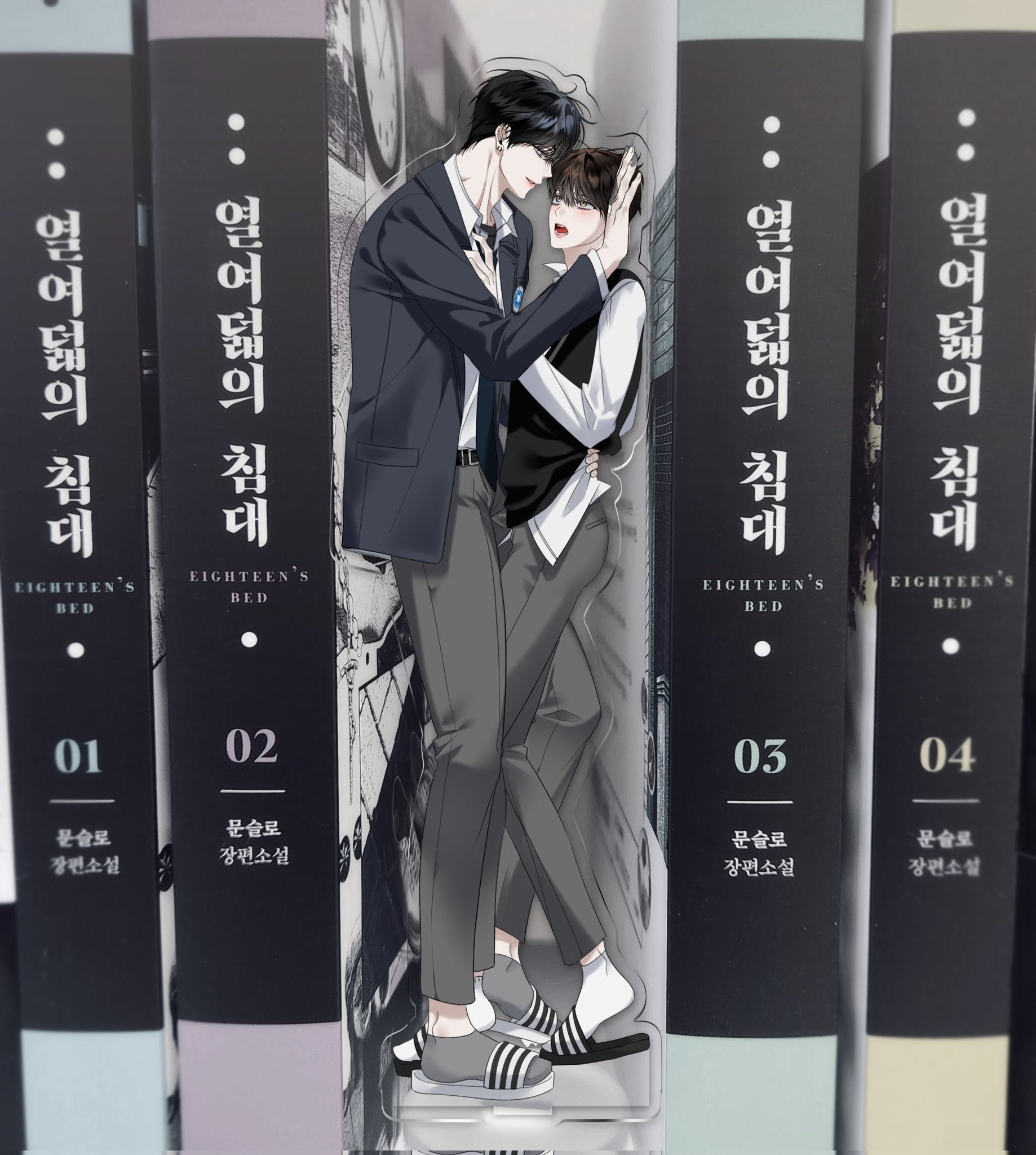 [ORDER] Acrylic stand Eighteen's Bed