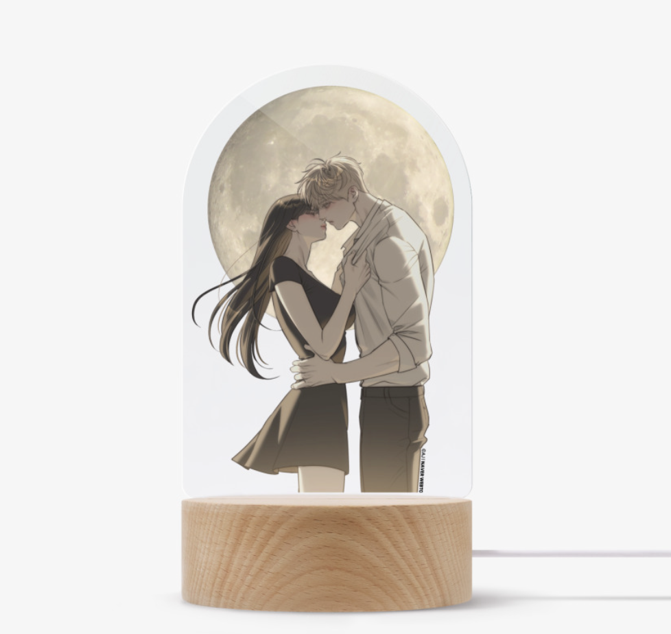 [ORDER] Undercover at Chaebol High Standee kèm đèn