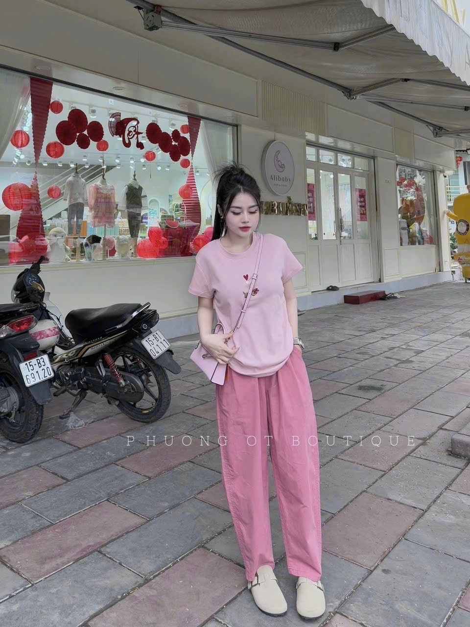 H2# BỘ HỒNG THÊU NGỰC