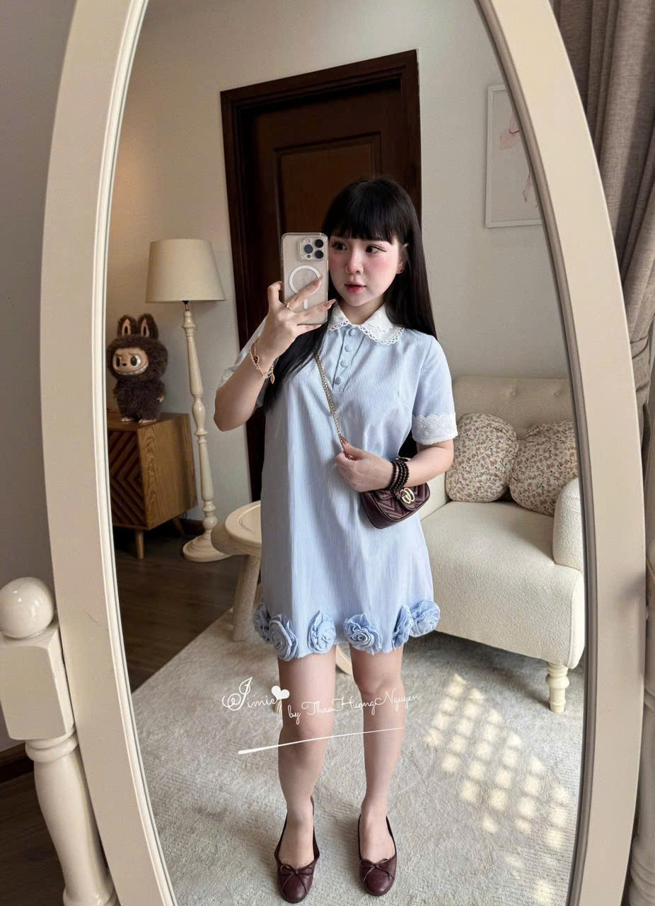 MĐ# VÁY XANH KẺ KÈM HOA