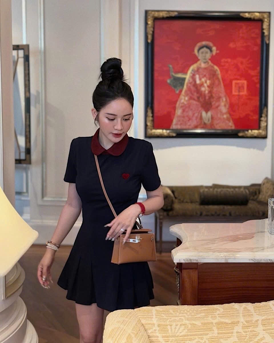 SA# VÁY POLO THAN PHỐI ĐỎ