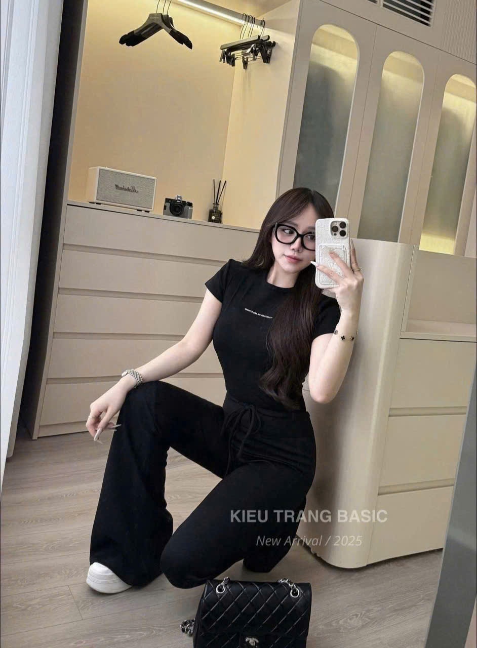 MĐ# SET 2 ÁO ZIP ĐEN/TRẮNG