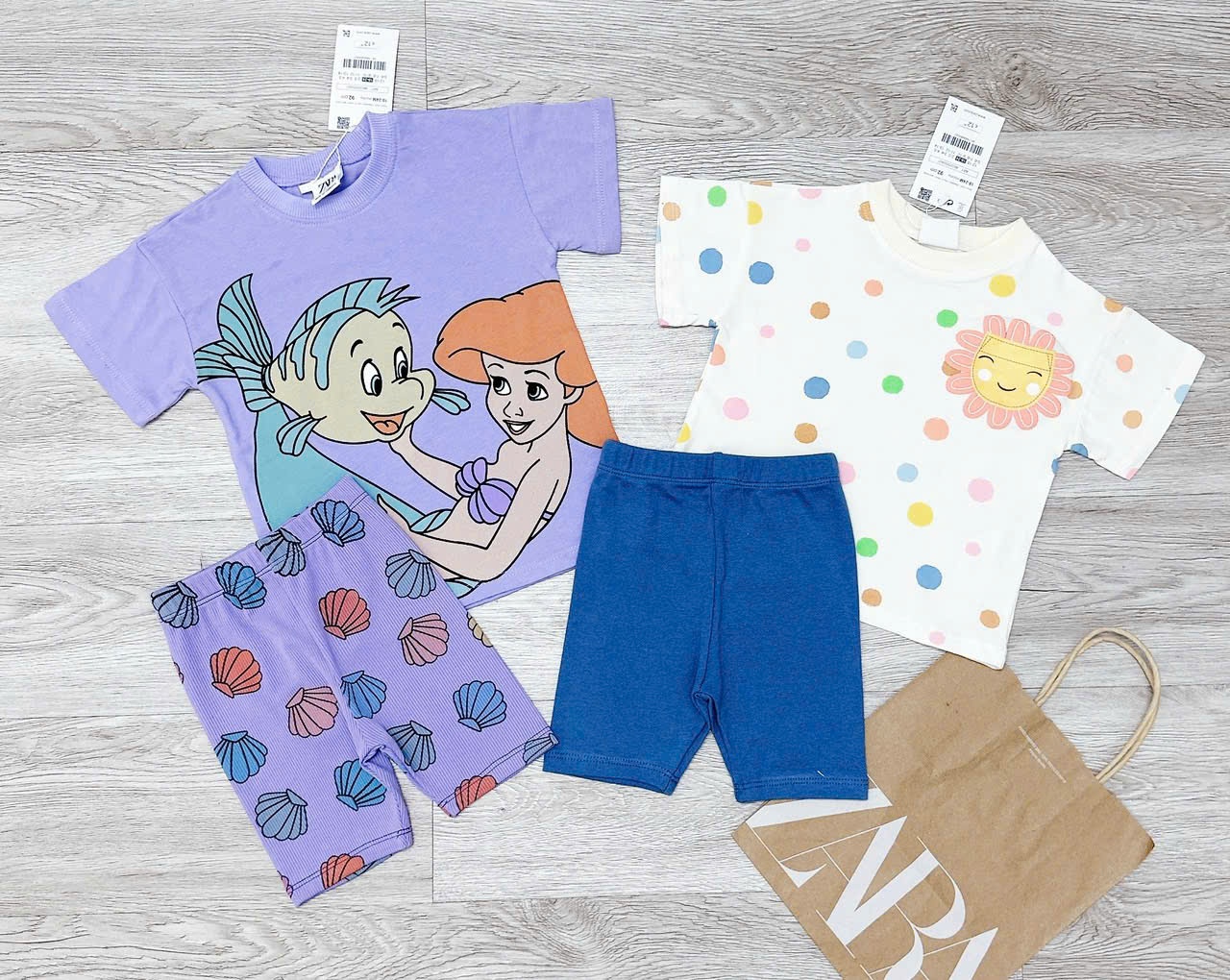 SALE# SET 2B BÉ GÁI CHẤM BI