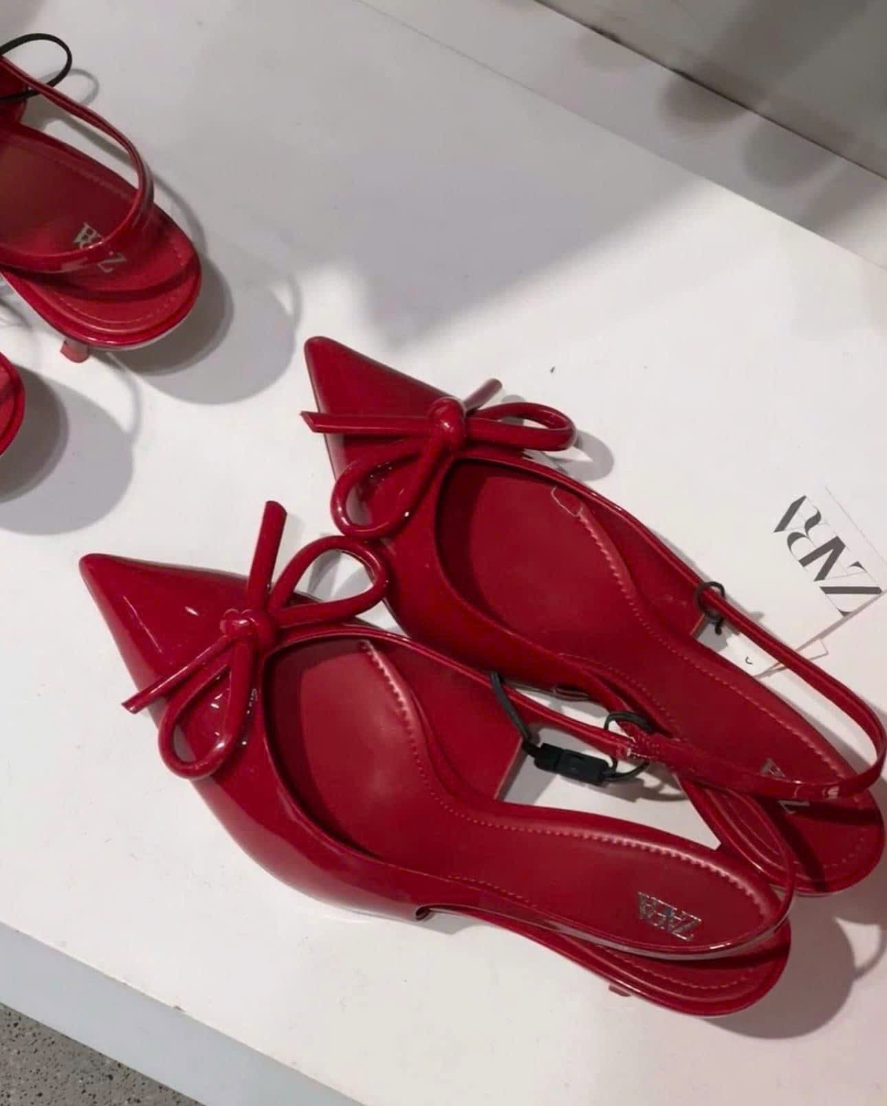 XẢ KHO GIÀY 8101-2 SIZE 36 ĐỎ
