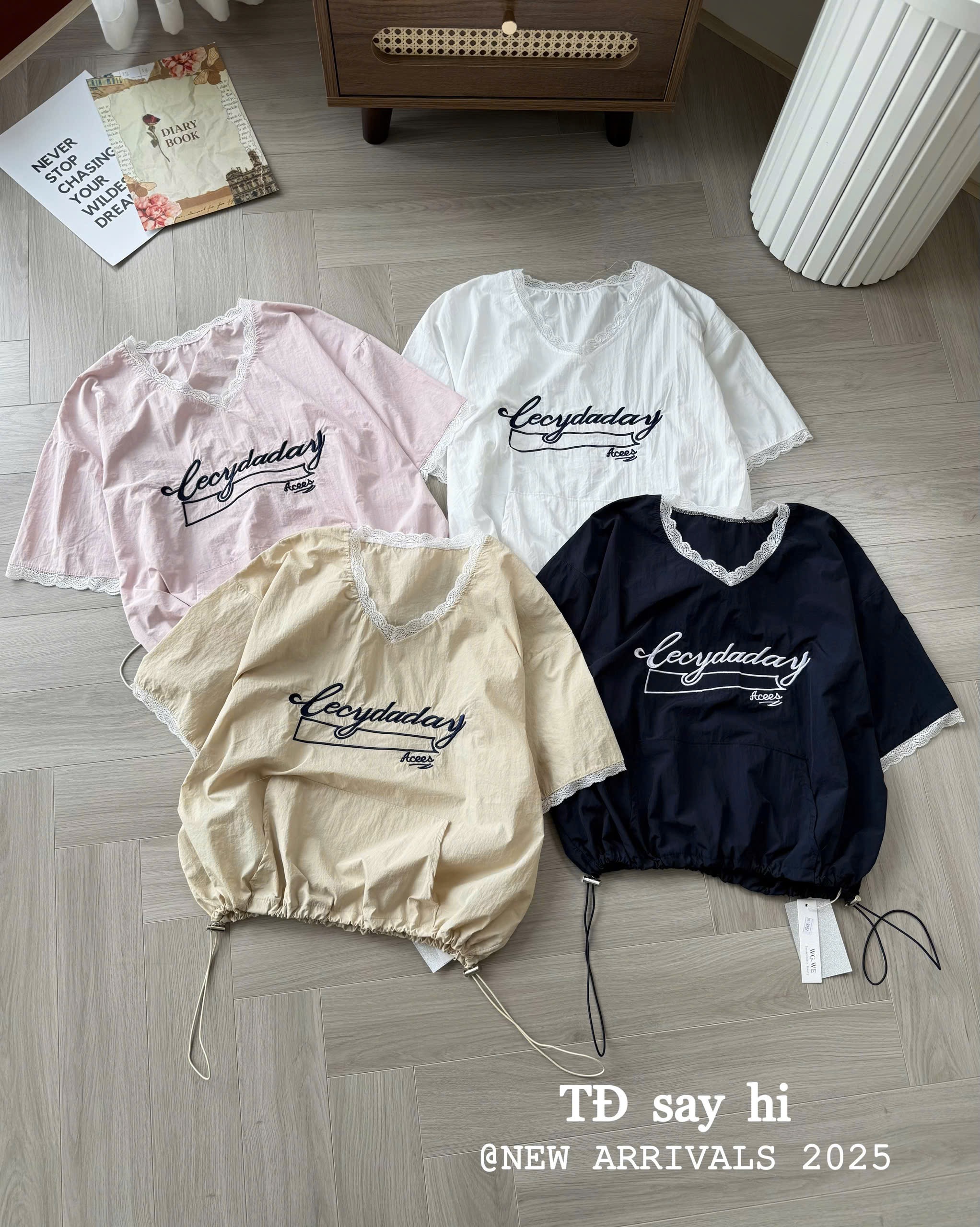 PHÔNG DÙ CỔ V VIỀN REN