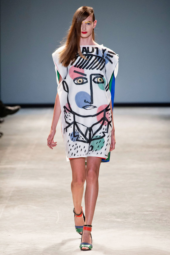 Cảm hứng hội họa tràn ngập sàn diễn Spring 2014