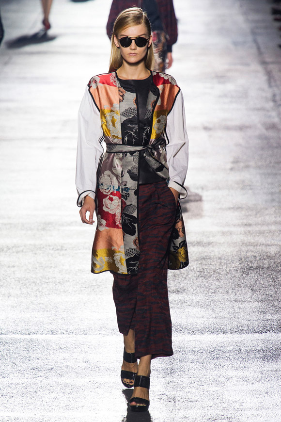 Cảm hứng hội họa tràn ngập sàn diễn Spring 2014