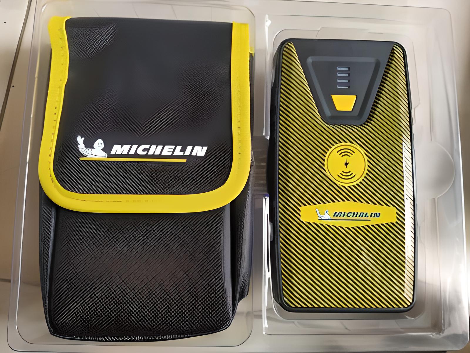 pin kích bình Michelin M-10W (10000 mAh)