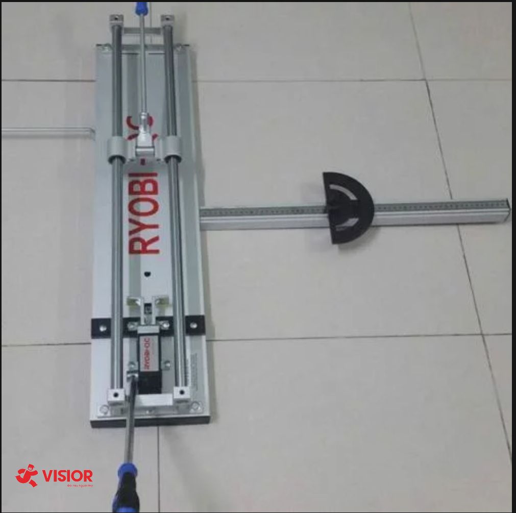 BÀN CẮT GẠCH BẰNG TAY 6 TẤC RYOBI 600