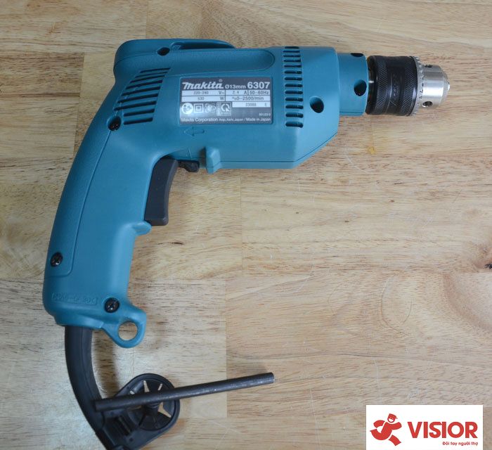 MÁY KHOAN CẦM TAY KHÓA ĐẦU KẸP MAKITA 6307