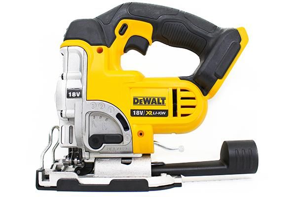 MÁY CƯA LỌNG DÙNG PIN 18V DEWALT DCS331N-KR