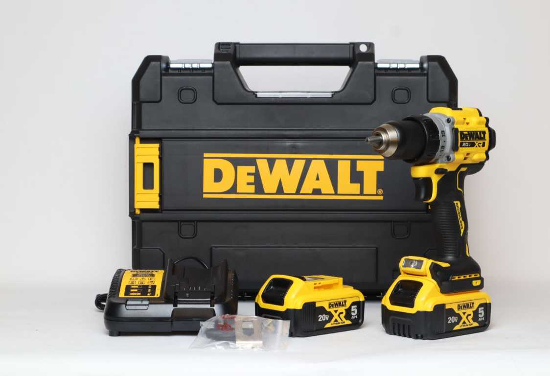 MÁY KHOAN CẦM TAY 20V DEWALT DCD800P2 - Máy, sạc, 2pin*5Ah Vali