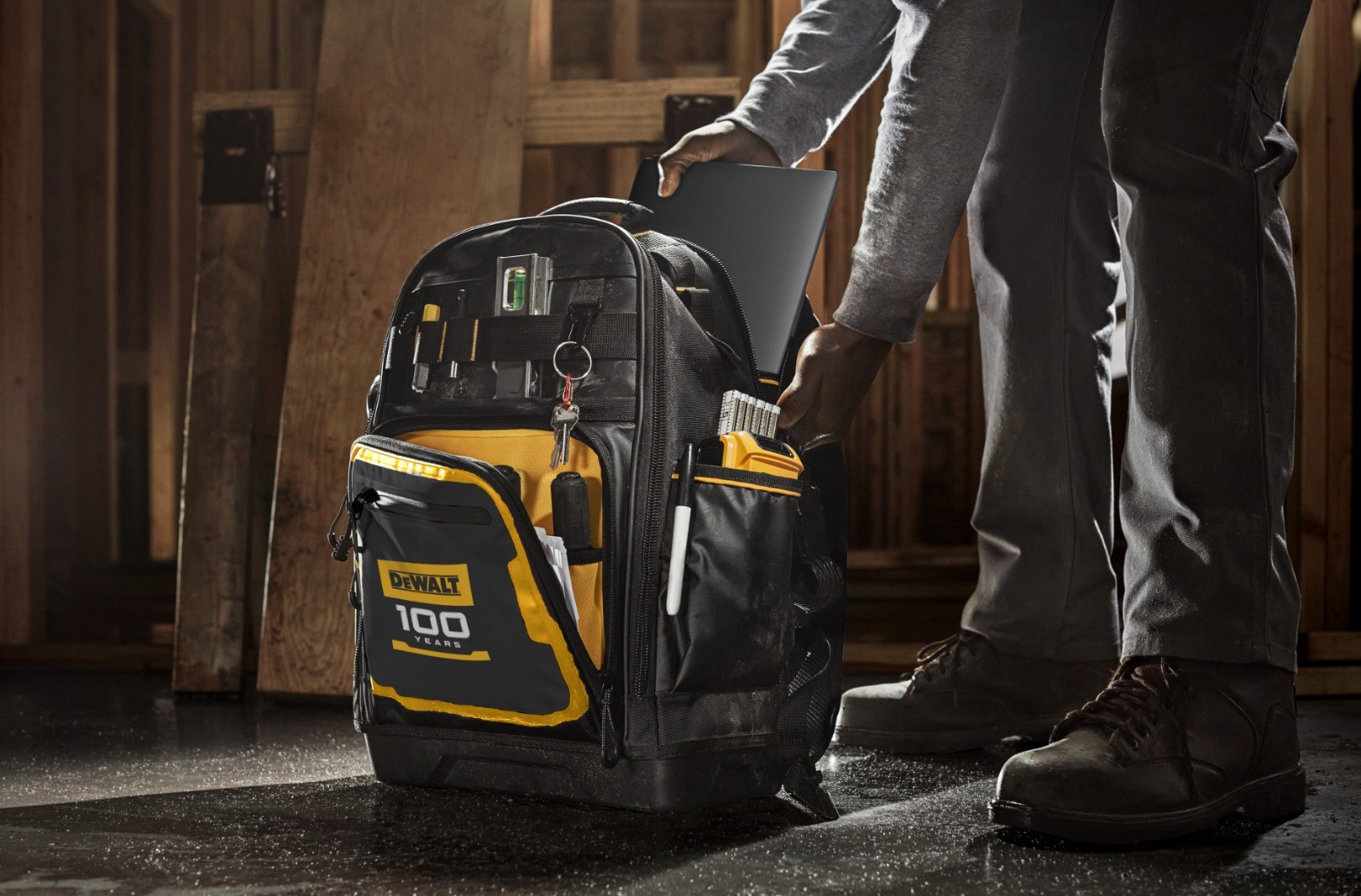 BALO DỤNG CỤ DEWALT DWST560102-DW100